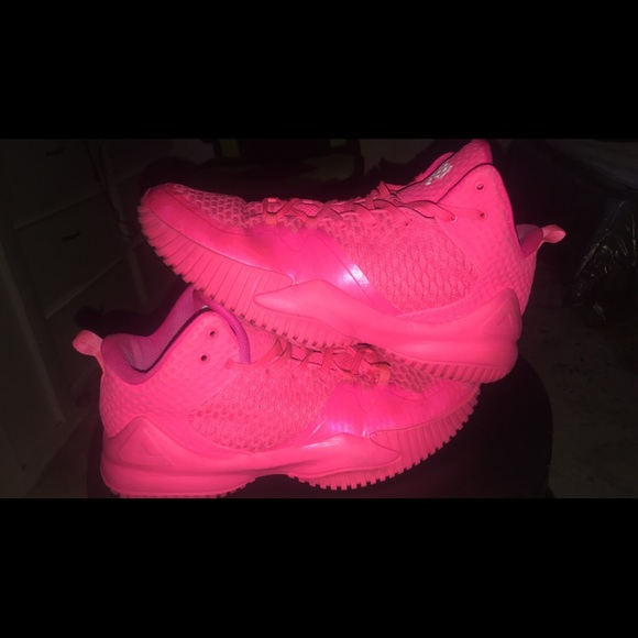 ❌SOLD❌Lou Williams Peak - Picture 1 of 3